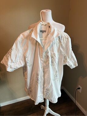 Collared White Short-Sleeve Shirt with peace sign Print - Ted baker